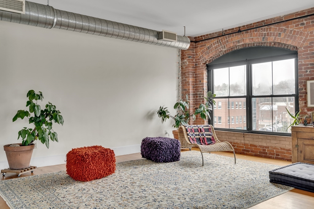 172 Green Street, Unit 11 Boston, MA 02130 - Photo 6 of 30