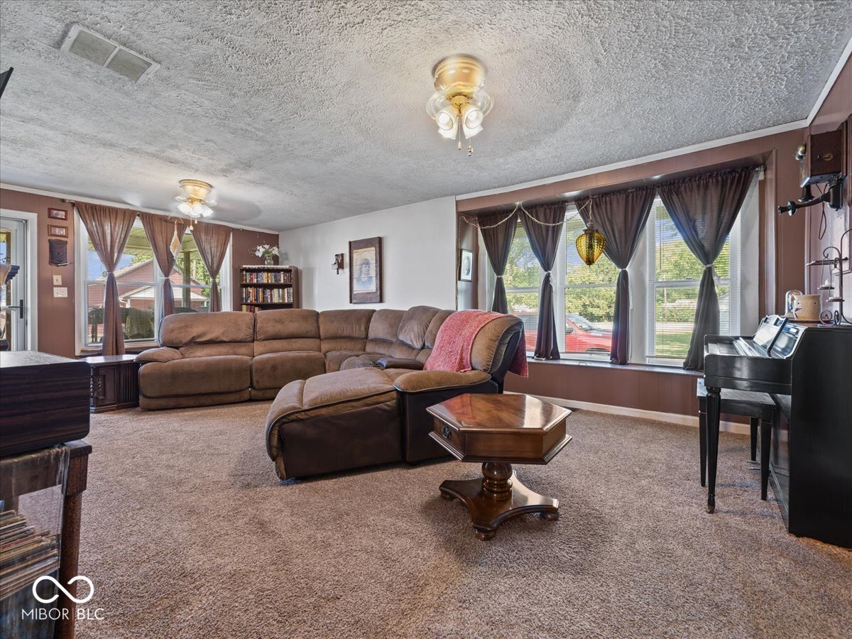 6982 East Michigan Road Waldron, IN 46182 - Photo 4 of 47