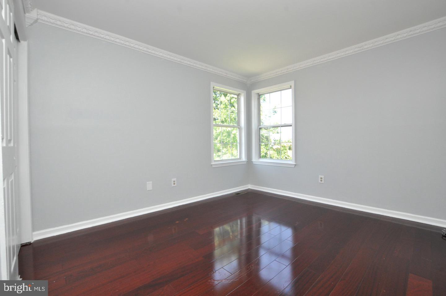 241 Mill Road Burlington, NJ 08016 - Photo 12 of 41 Gallery Image 12