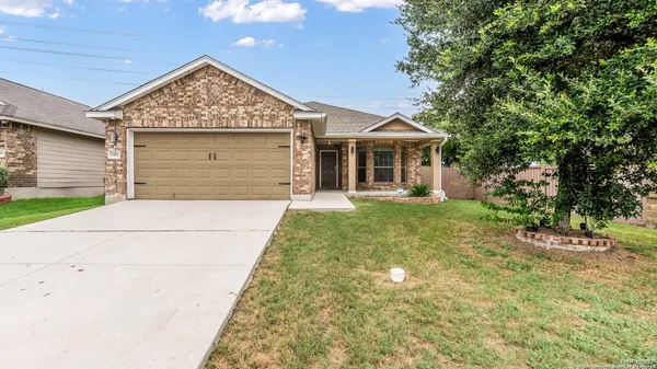 $2,000 | 7951 Brinson Court, Converse, TX 78109