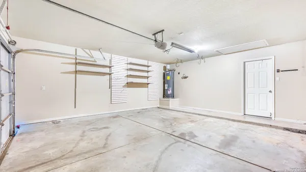 $2,000 | 7951 Brinson Court, Converse, TX 78109