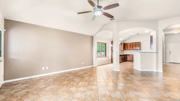 $2,000 | 7951 Brinson Court, Converse, TX 78109