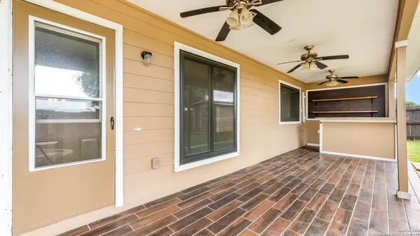 $2,000 | 7951 Brinson Court, Converse, TX 78109