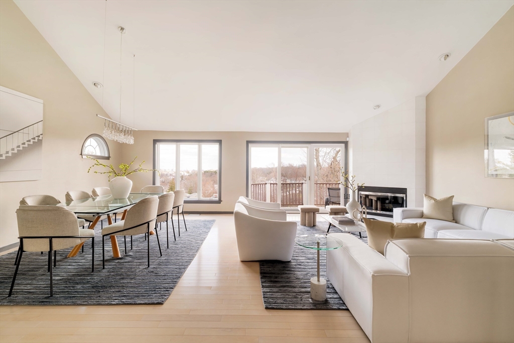 71 Algonquin Road, Unit 71 Chestnut Hill, MA 02467 - Photo 10 of 35