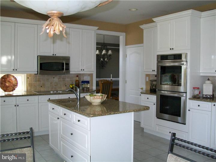 21 Stanwyck Road Mount Laurel, NJ 08054 - Photo 7 of 12