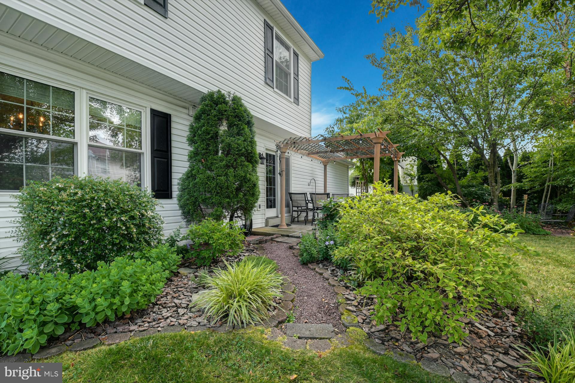 4973 Cabin Run Road Pipersville, PA 18947 - Photo 3 of 24 Gallery Image 3