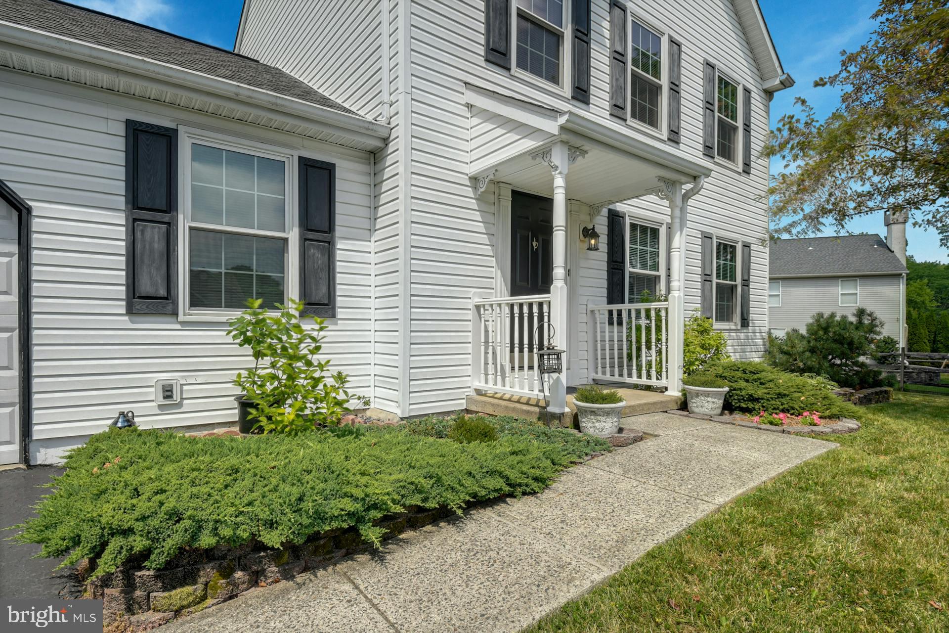 4973 Cabin Run Road Pipersville, PA 18947 - Photo 4 of 24 Gallery Image 4