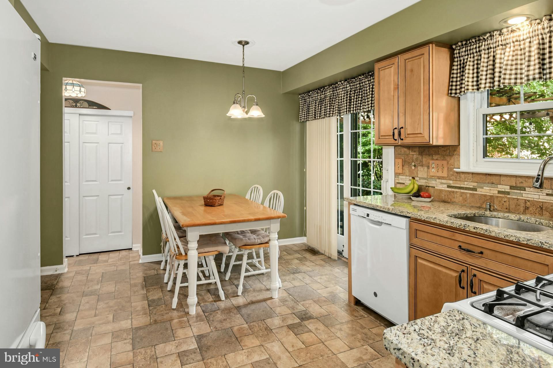 4973 Cabin Run Road Pipersville, PA 18947 - Photo 8 of 24 Gallery Image 8