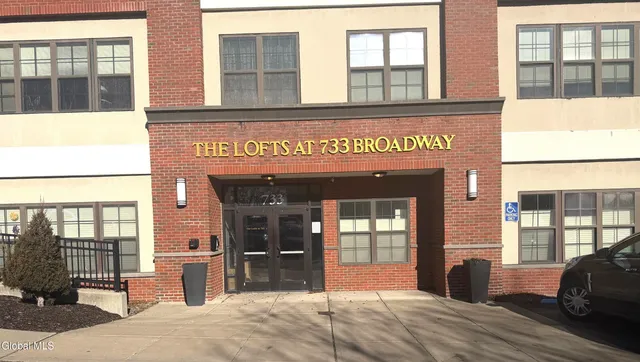$1,500 | 733 Broadway, Unit 106, Albany, NY 12207
