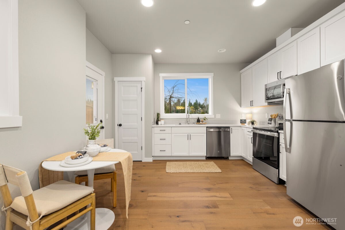 7907 South 132nd Street Seattle, WA 98178 - Photo 38 of 40