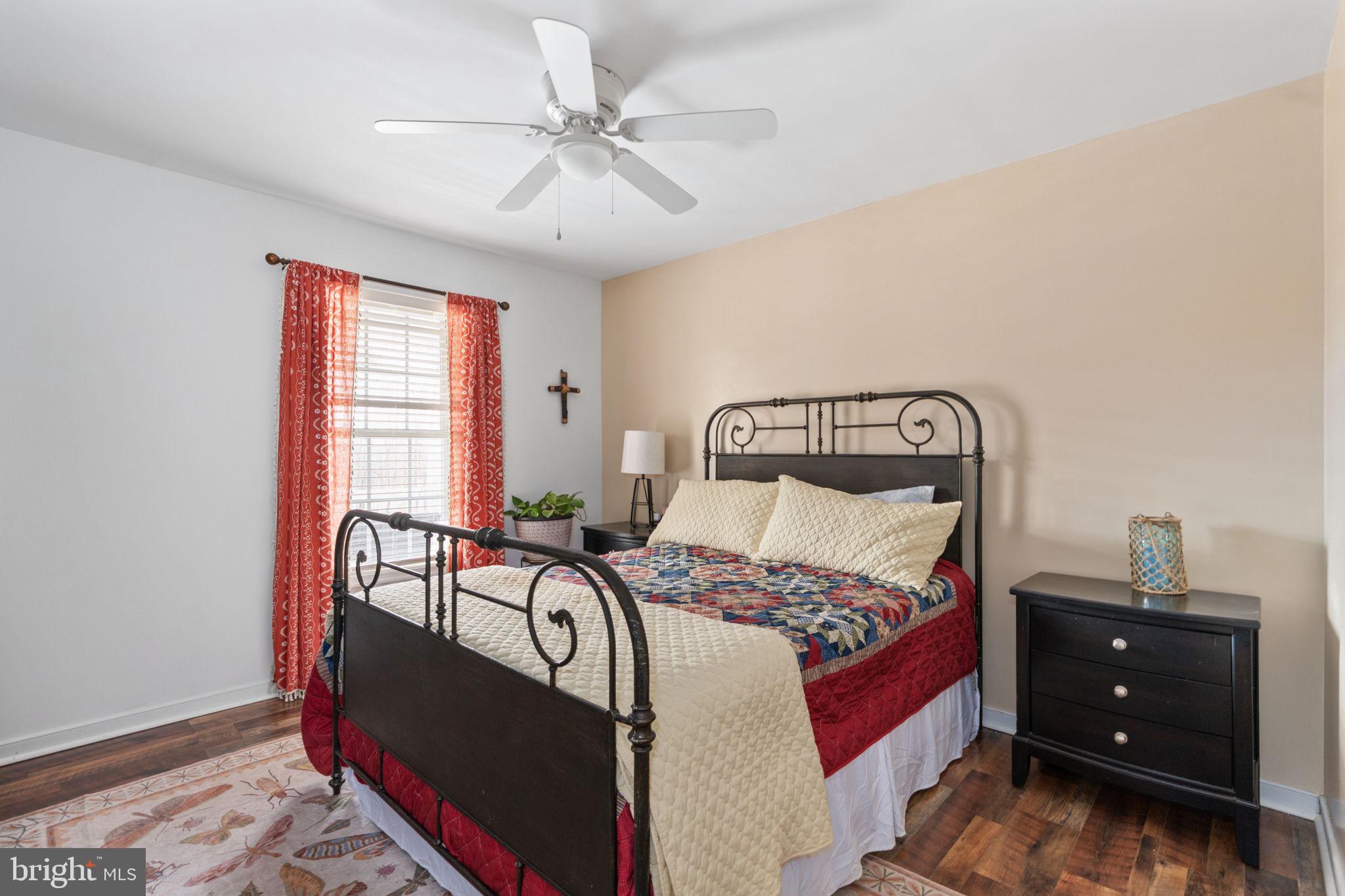 5105 Deep Creek Road Kents Store, VA 23084 - Photo 44 of 74 1st Guest Bedroom