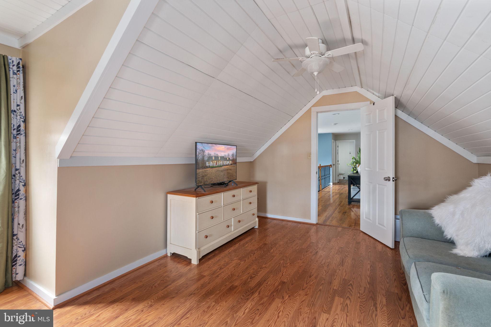 5105 Deep Creek Road Kents Store, VA 23084 - Photo 59 of 74 Vaulted Ceiling
