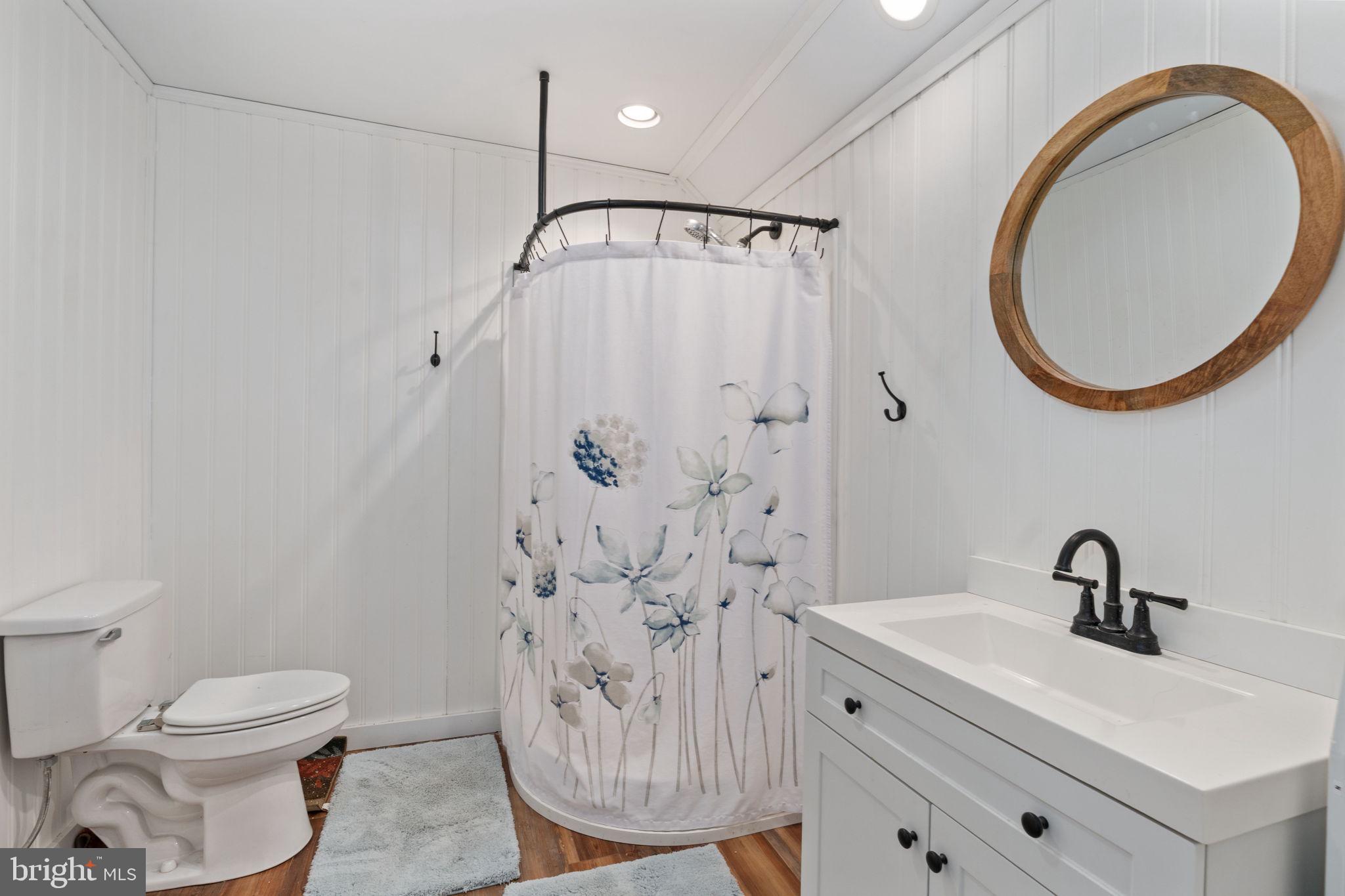 5105 Deep Creek Road Kents Store, VA 23084 - Photo 62 of 74 Upstairs Bathroom