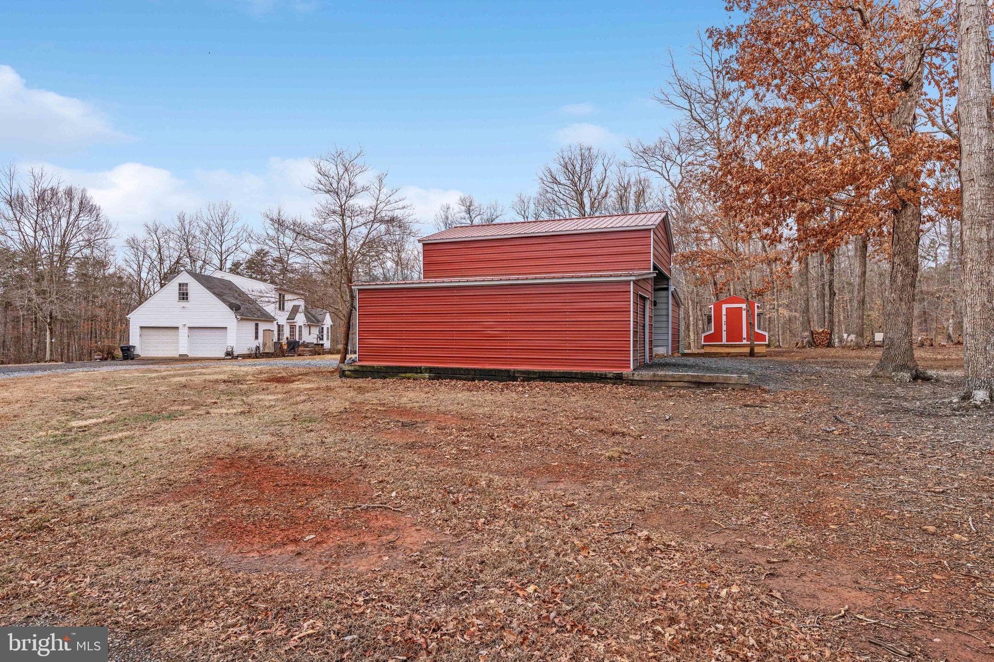 5105 Deep Creek Road Kents Store, VA 23084 - Photo 66 of 74 Side View of the Barn