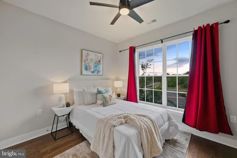 $549,900 | 502 Diamondback Drive, Unit 310, Gaithersburg, MD 20878
