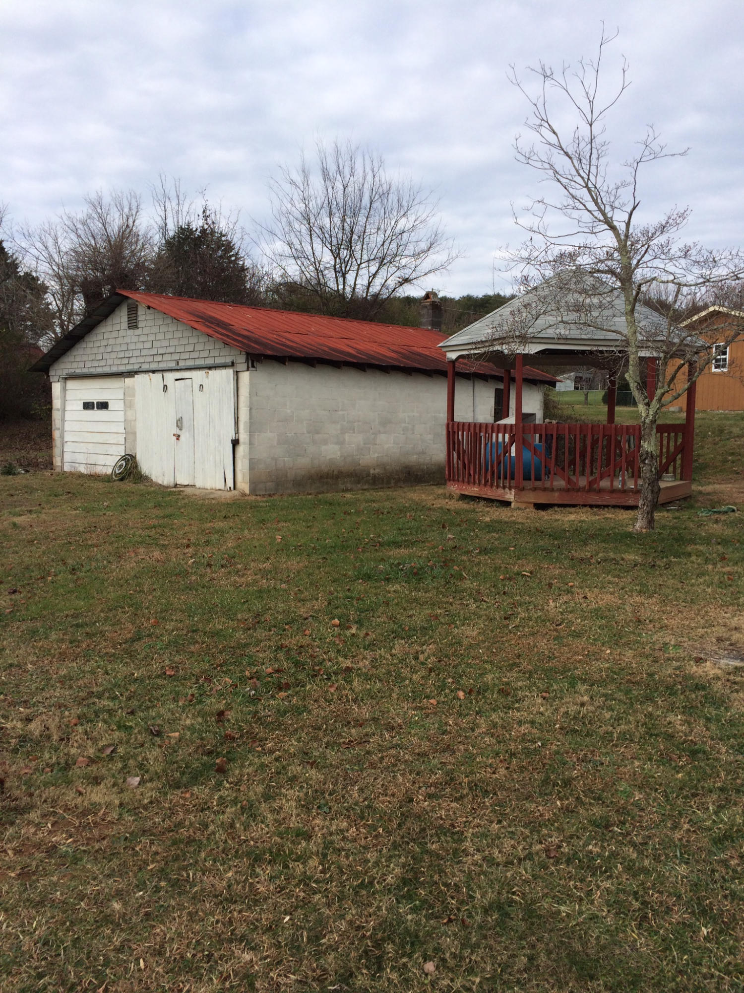 8301 Coppock Road Corryton, TN 37721 - Photo 2 of 14 Extra storage