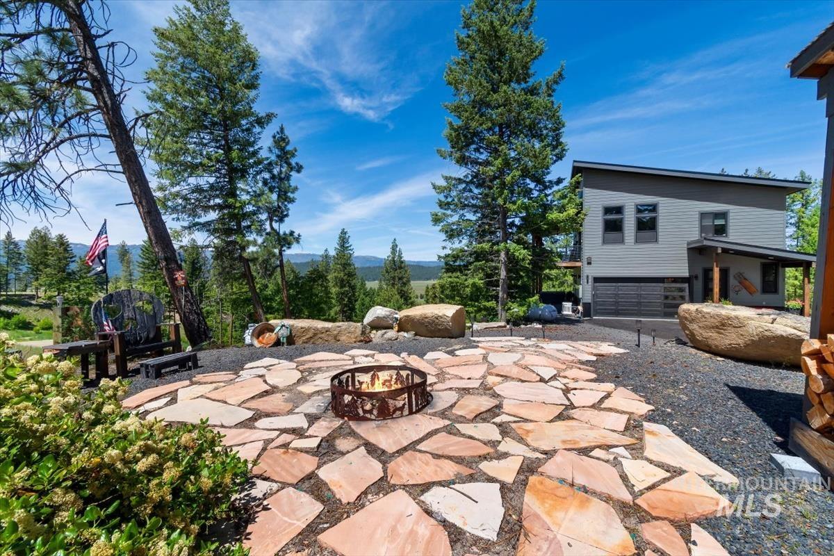 35 San Ignacio Way Cascade, ID 83611 - Photo 2 of 50