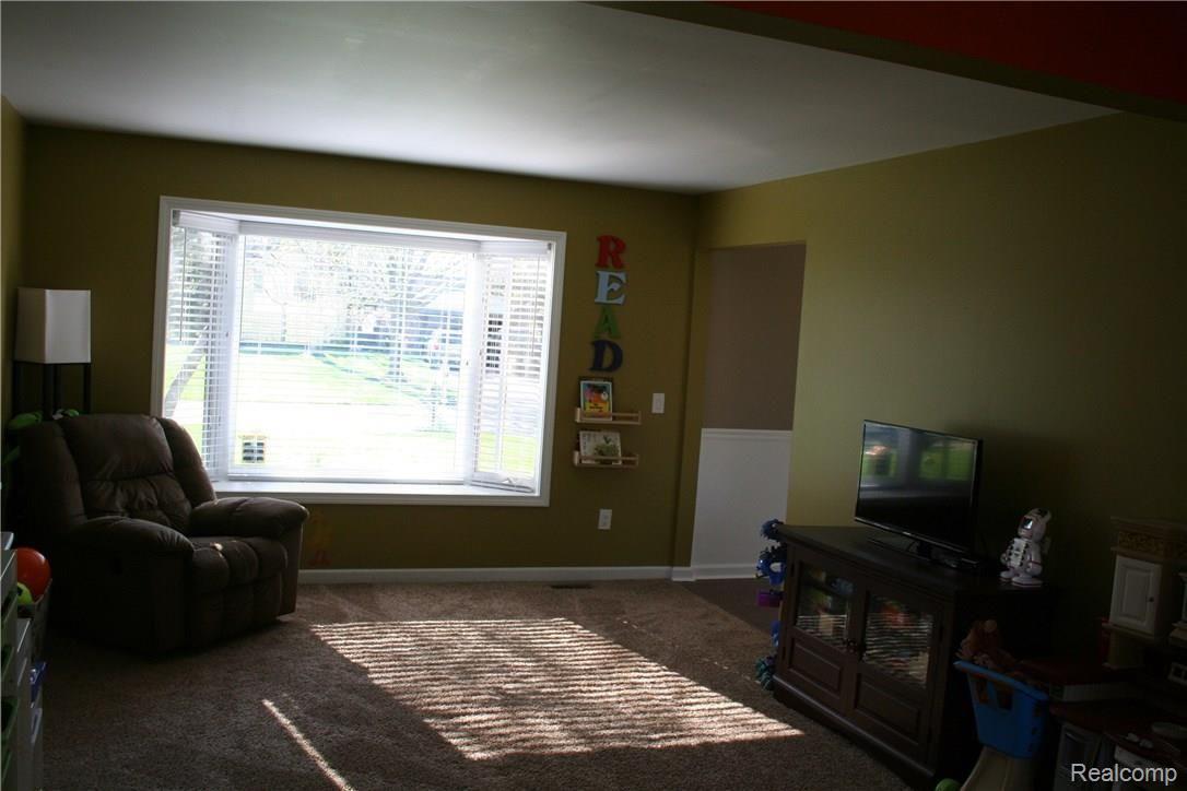 5200 Timber Ridge Trail Clarkston, MI 48346 - Photo 15 of 40 346.JPG