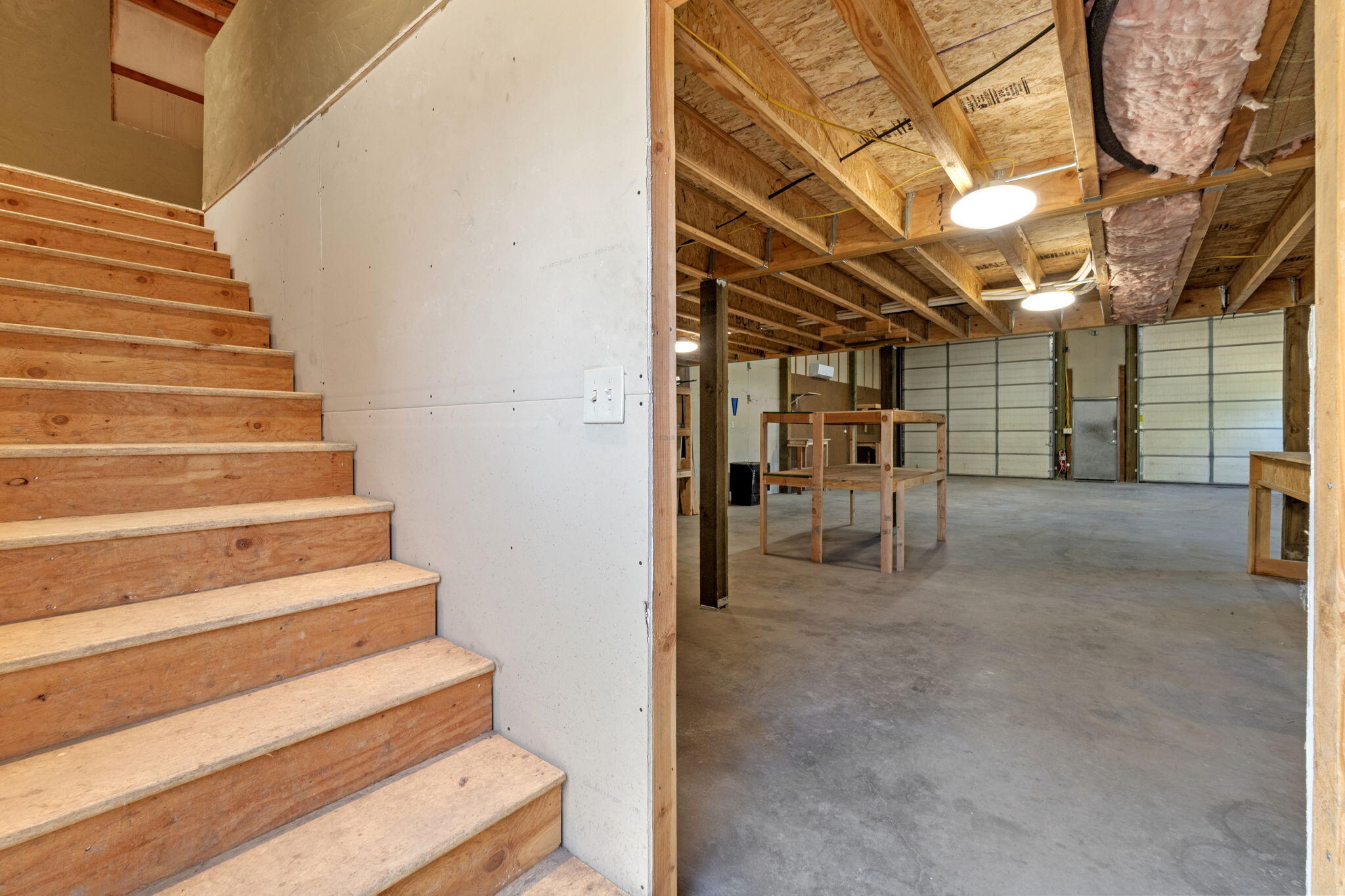 2630 Frontage Road Klamath Falls, OR 97601 - Photo 64 of 72 a view of entryway and hall with wooden floor