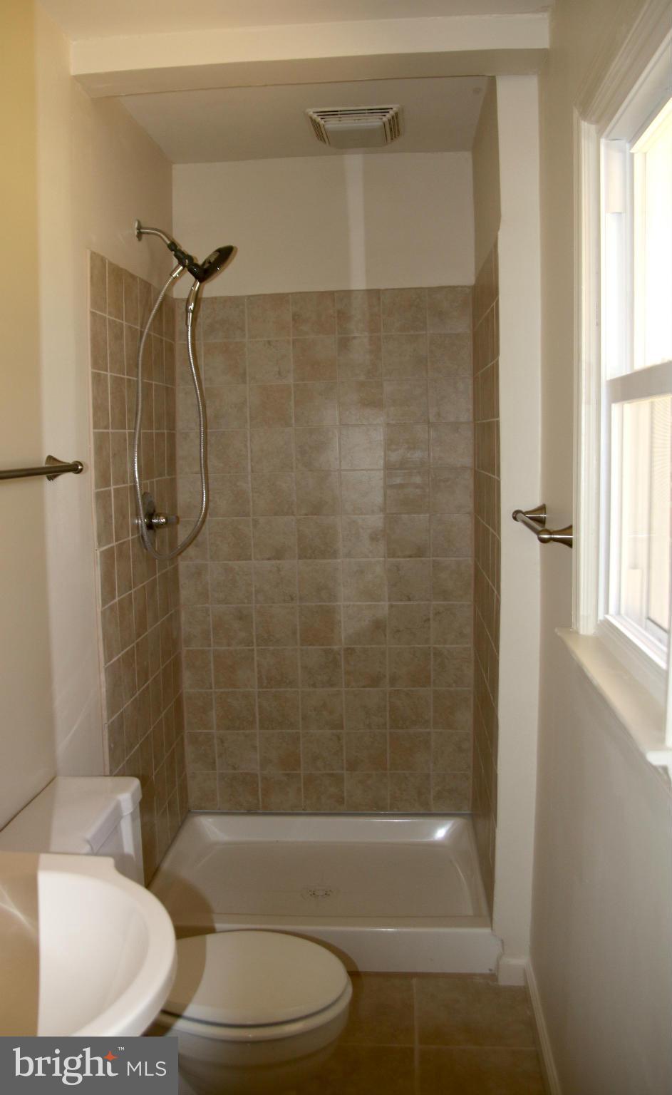 4650 Jericho Road Ruther Glen, VA 22546 - Photo 14 of 25 Bath
