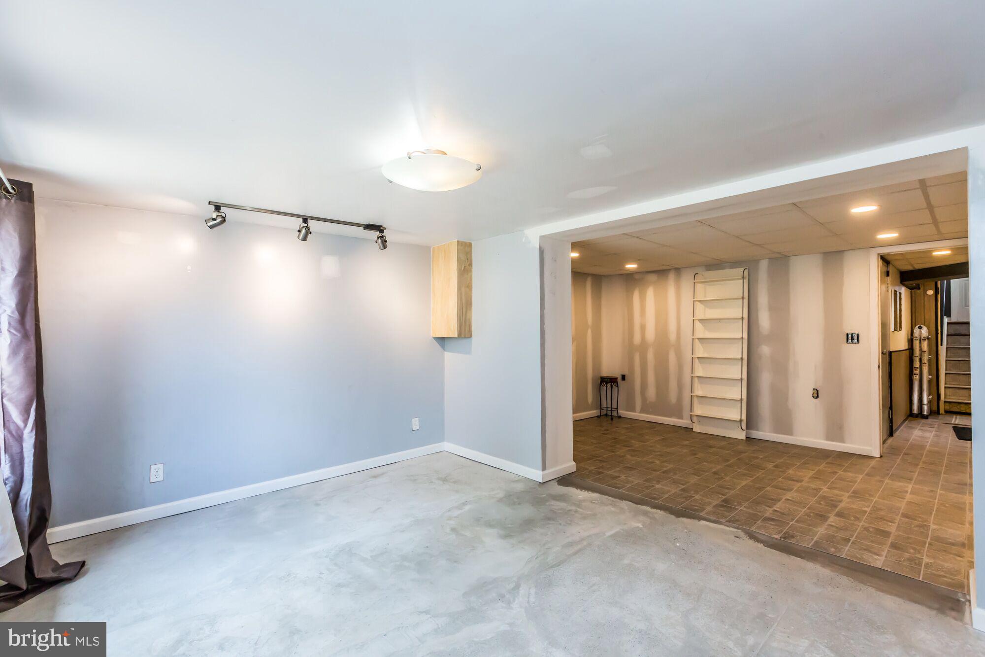 12235 Rambler Road Philadelphia, PA 19154 - Photo 20 of 25 Fin W/O Bsm't (Flooring to be same as existing)