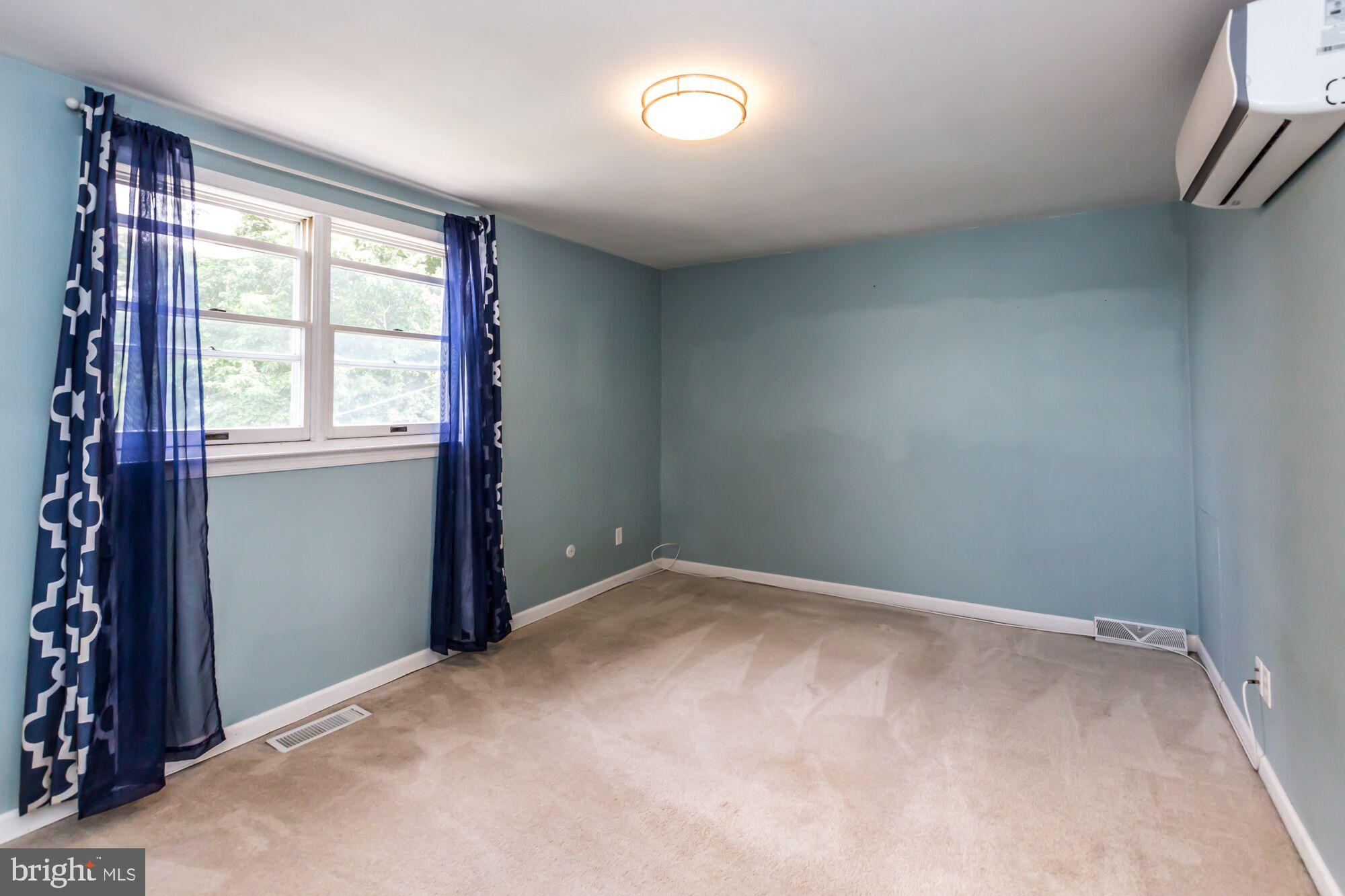 12235 Rambler Road Philadelphia, PA 19154 - Photo 10 of 25 Master Bedroom