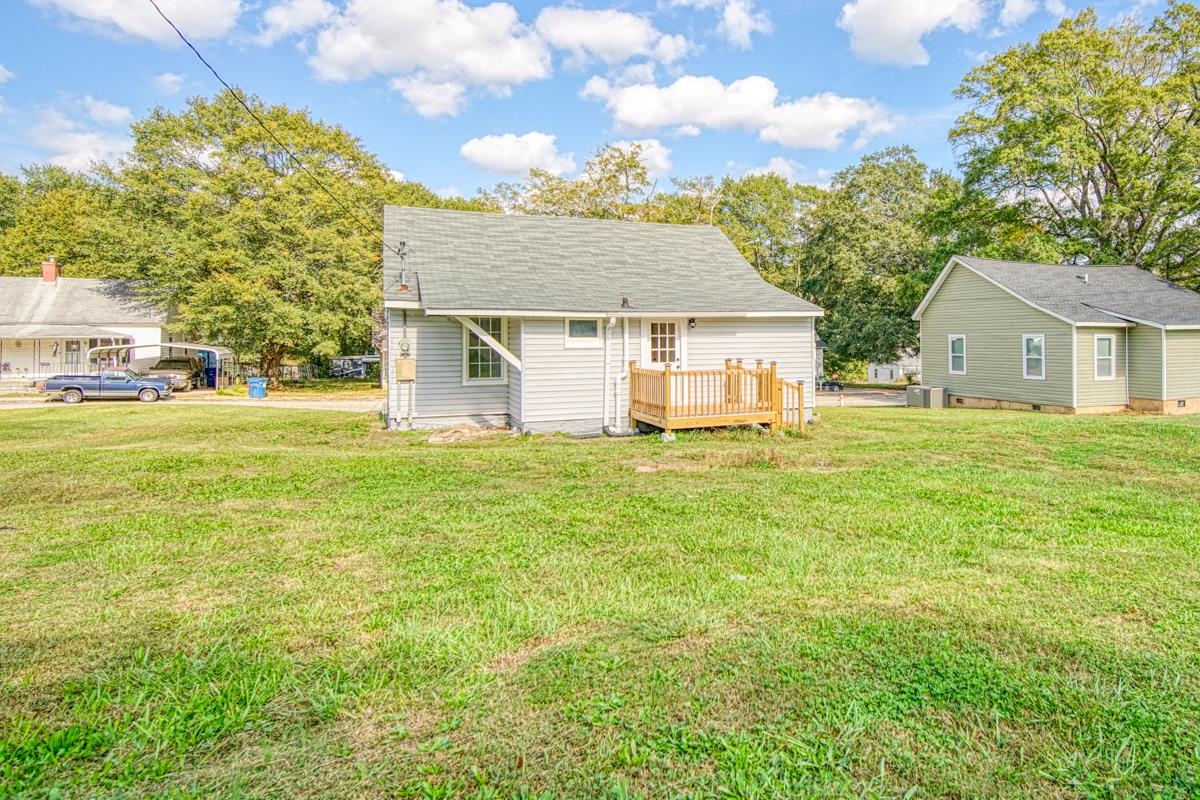 520 Buncombe Street Woodruff, SC 29388 - Photo 5 of 26