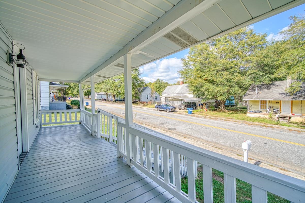 520 Buncombe Street Woodruff, SC 29388 - Photo 7 of 26