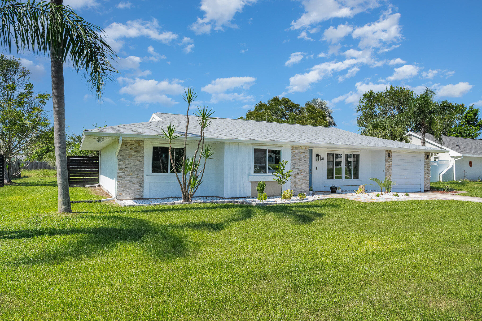 881 Riviera Drive Northeast Palm Bay, FL 32905 - Photo 5 of 35 Pride of Ownership