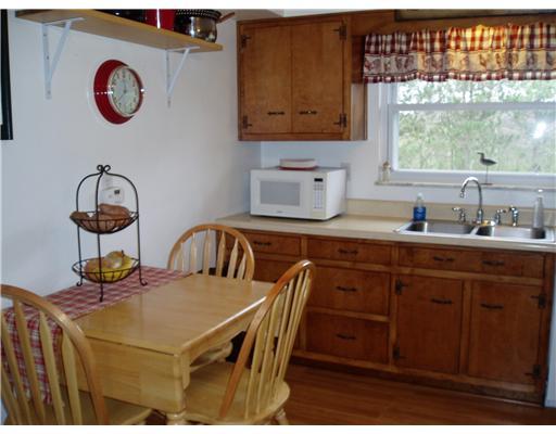 68 Michael Road Russellton, PA 15076 - Photo 4 of 16 Kitchen.