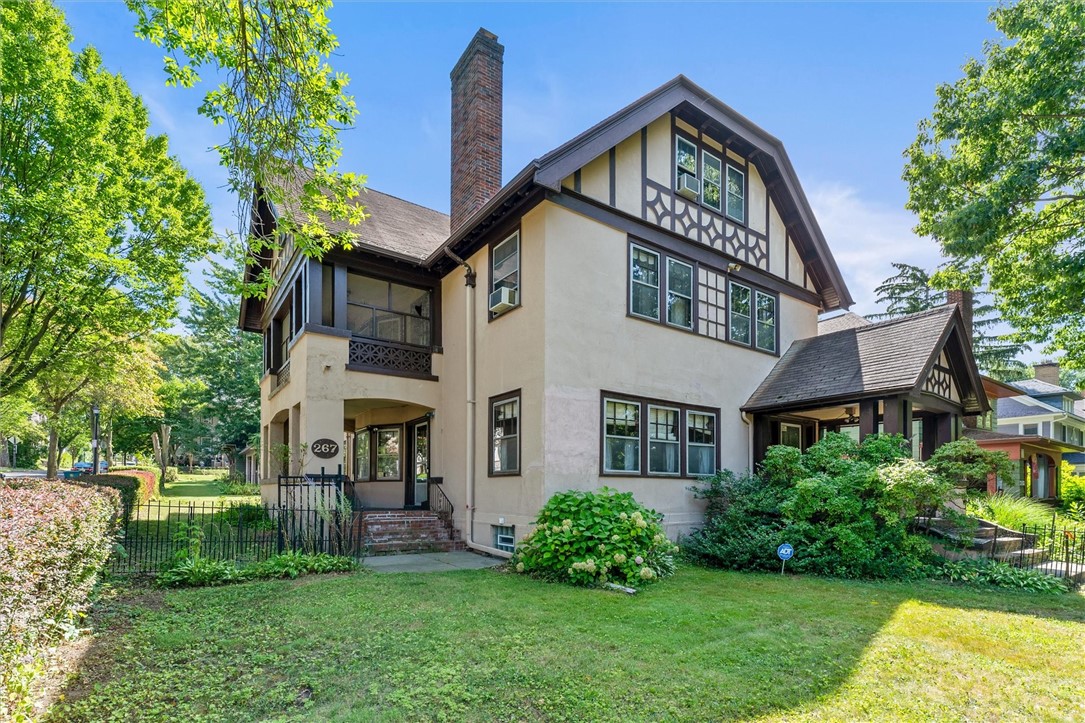 Welcome to 267-269 Seneca Parkway!