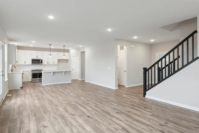 $574,990 | Newberry 105th Avenue, Rogers, MN 55374