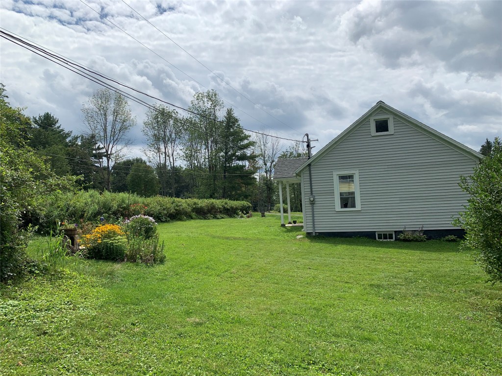 193 Port Road Binghamton, NY 13901 - Photo 4 of 32 Gallery Image 4