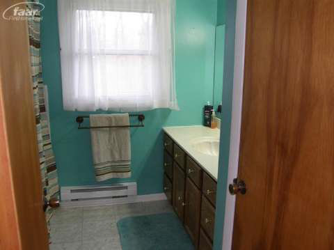 1555 East Britton Road Morrice, MI 48857 - Photo 13 of 17 20399870-12.JPG