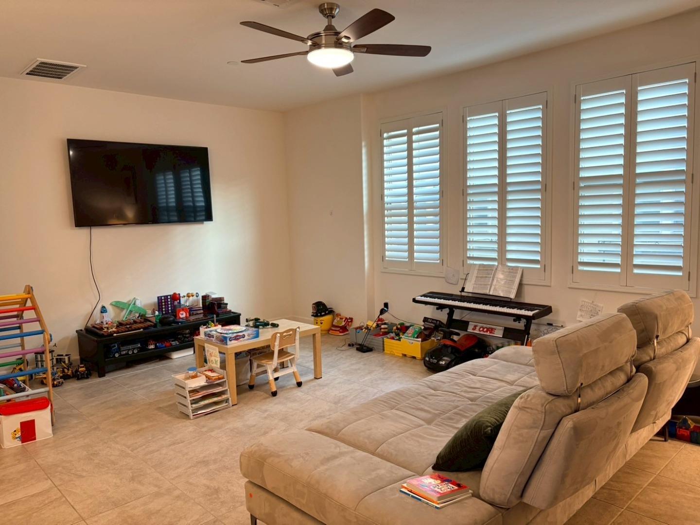 388 Expedition Lane Milpitas, CA 95035 - Photo 2 of 18