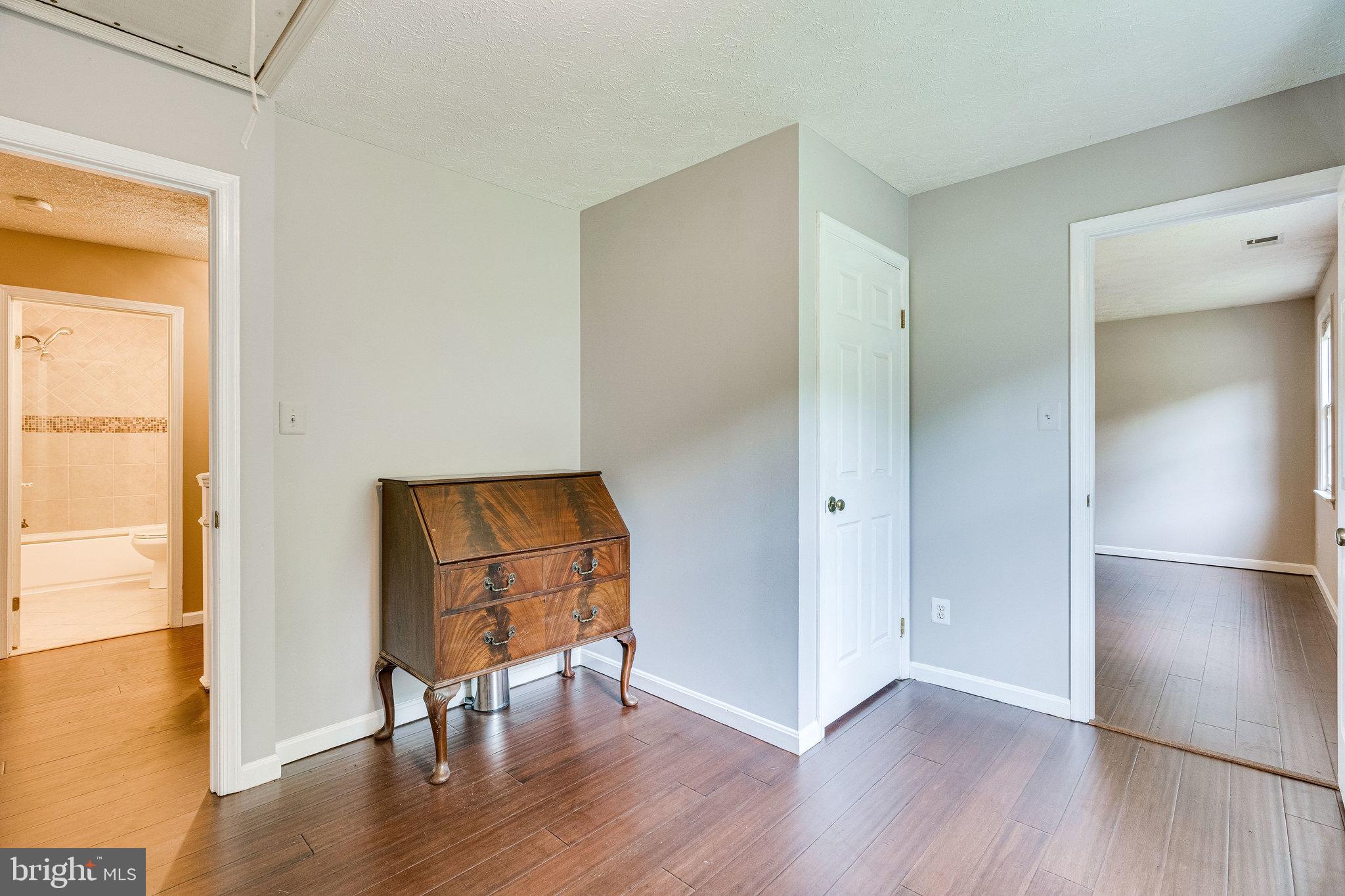 13221 Wates Spring Place Clifton, VA 20124 - Photo 22 of 68 4th Bdrm/Nursery off Master; could be 2nd walk-in