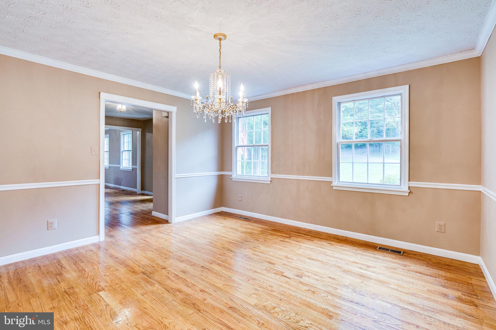 13221 Wates Spring Place Clifton, VA 20124 - Photo 8 of 68 Dining Room from Kitchen