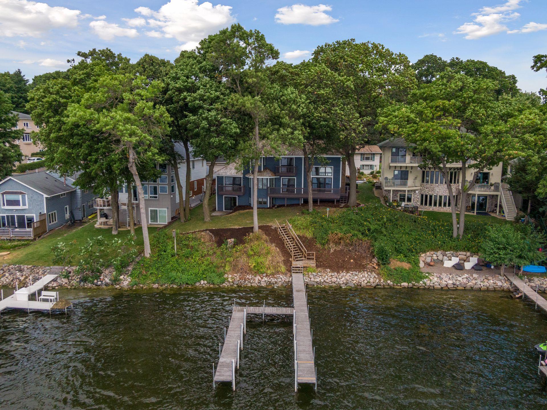 4823 Island View Drive Mound, MN 55364 - Photo 4 of 46