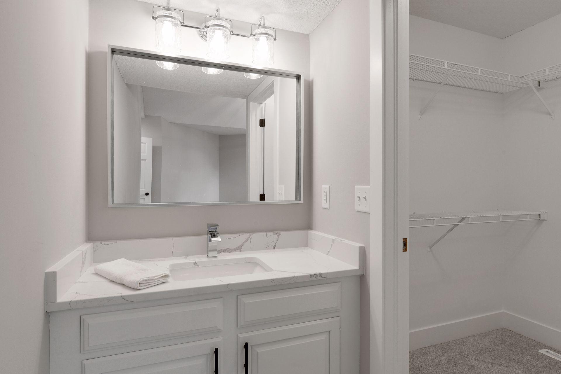 4823 Island View Drive Mound, MN 55364 - Photo 33 of 46