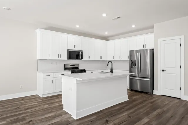 $439,900 | 4007 Norman Drive, Spring Hill, TN 37174