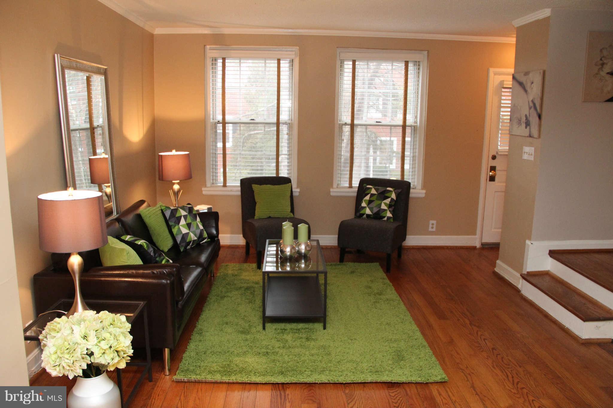4823 27th Road South, Unit 2501 Arlington, VA 22206 - Photo 5 of 30 Living Room