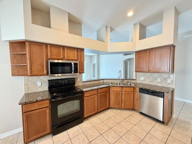 11473 Weston Course Loop Riverview, FL 33579 - Photo 5 of 19