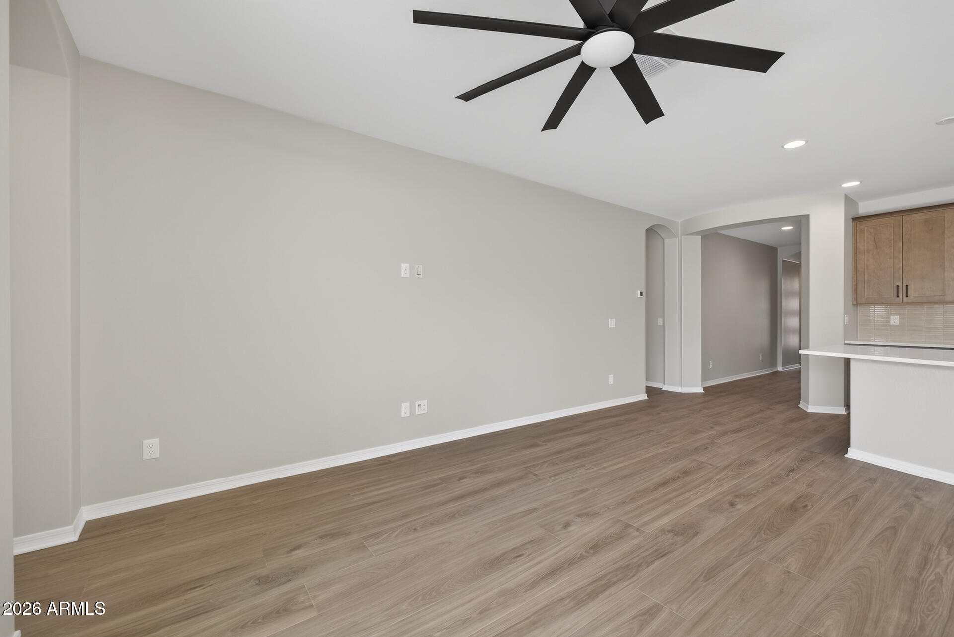 3255 West Molino Road San Tan Valley, AZ 85144 - Photo 5 of 37 5)GREAT ROOM