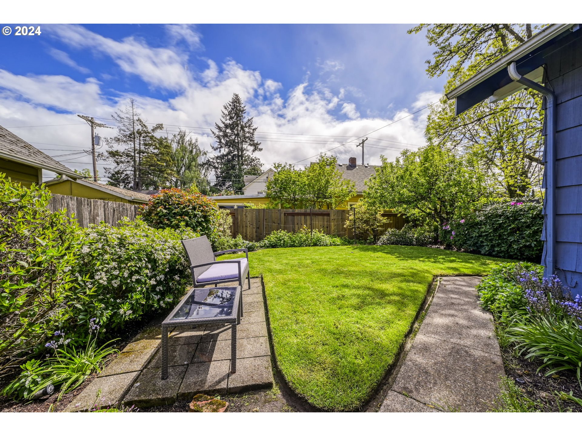343 5th Street Springfield, OR 97477 - Photo 24 of 28 a view of a yard with an outdoor seating