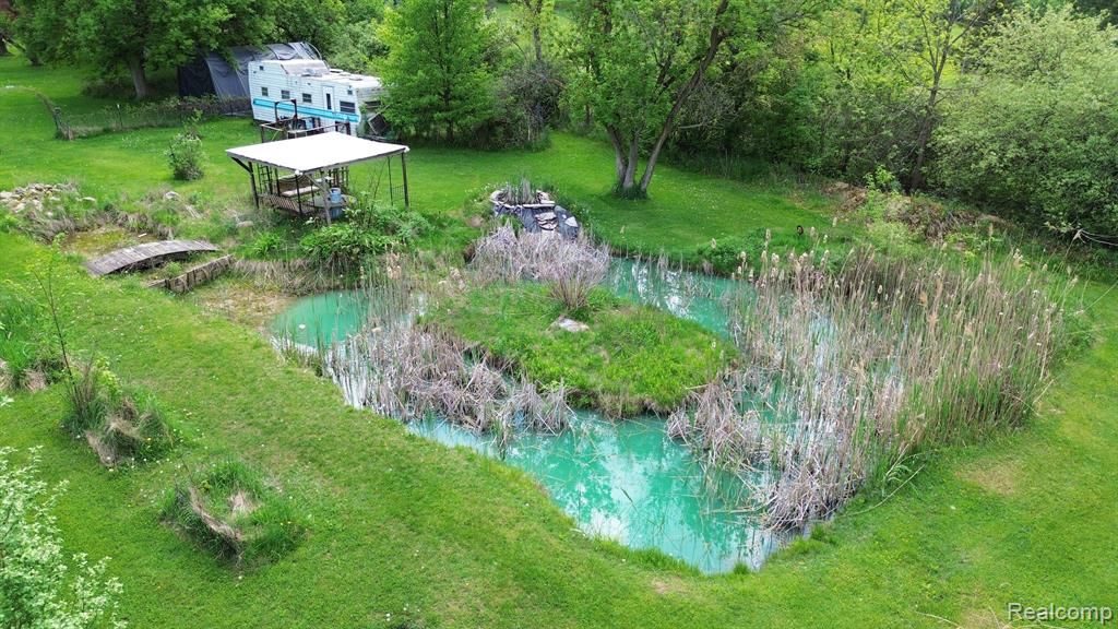 8107 East Bristol Road Davison, MI 48423 - Photo 3 of 19
