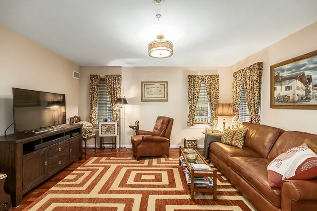 $749,900 | 8 Masi Meadow Lane, Unit A, Middleton, MA 01949