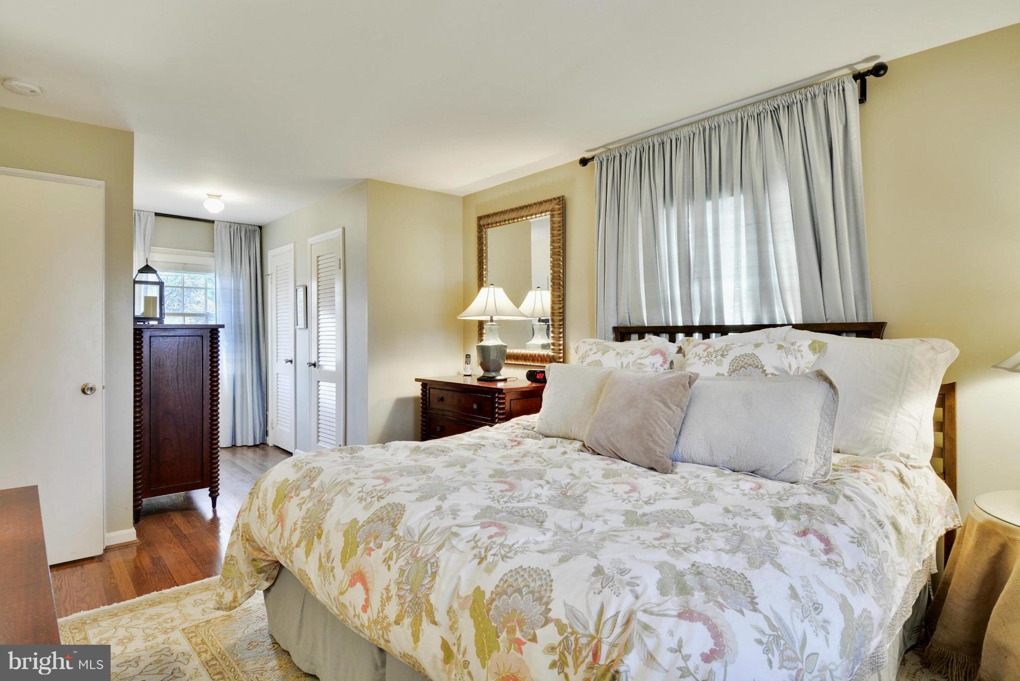 7704 Sebago Road Bethesda, MD 20817 - Photo 14 of 30 Bedroom (Master)