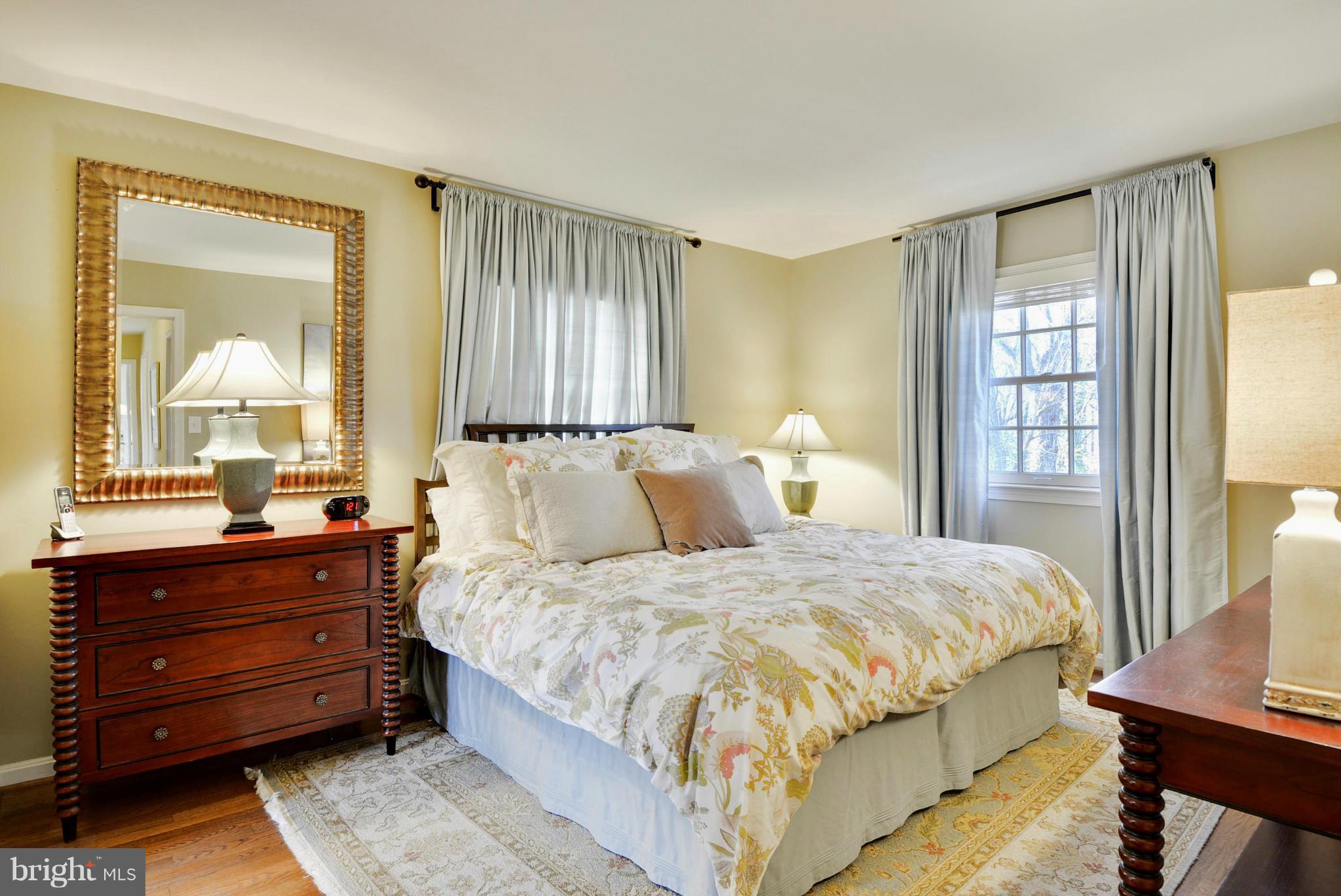 7704 Sebago Road Bethesda, MD 20817 - Photo 15 of 30 Bedroom (Master)