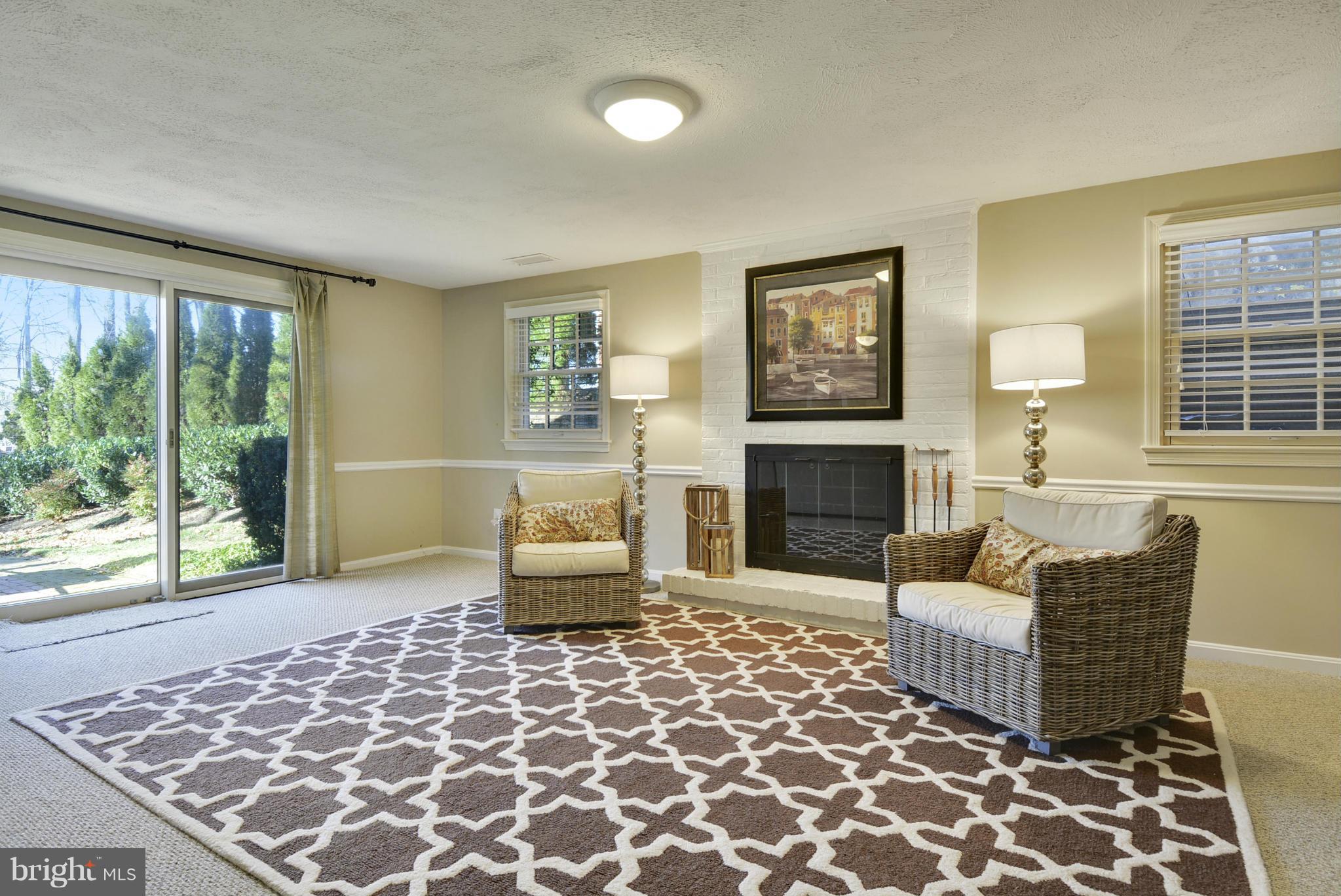 7704 Sebago Road Bethesda, MD 20817 - Photo 23 of 30 Family Room