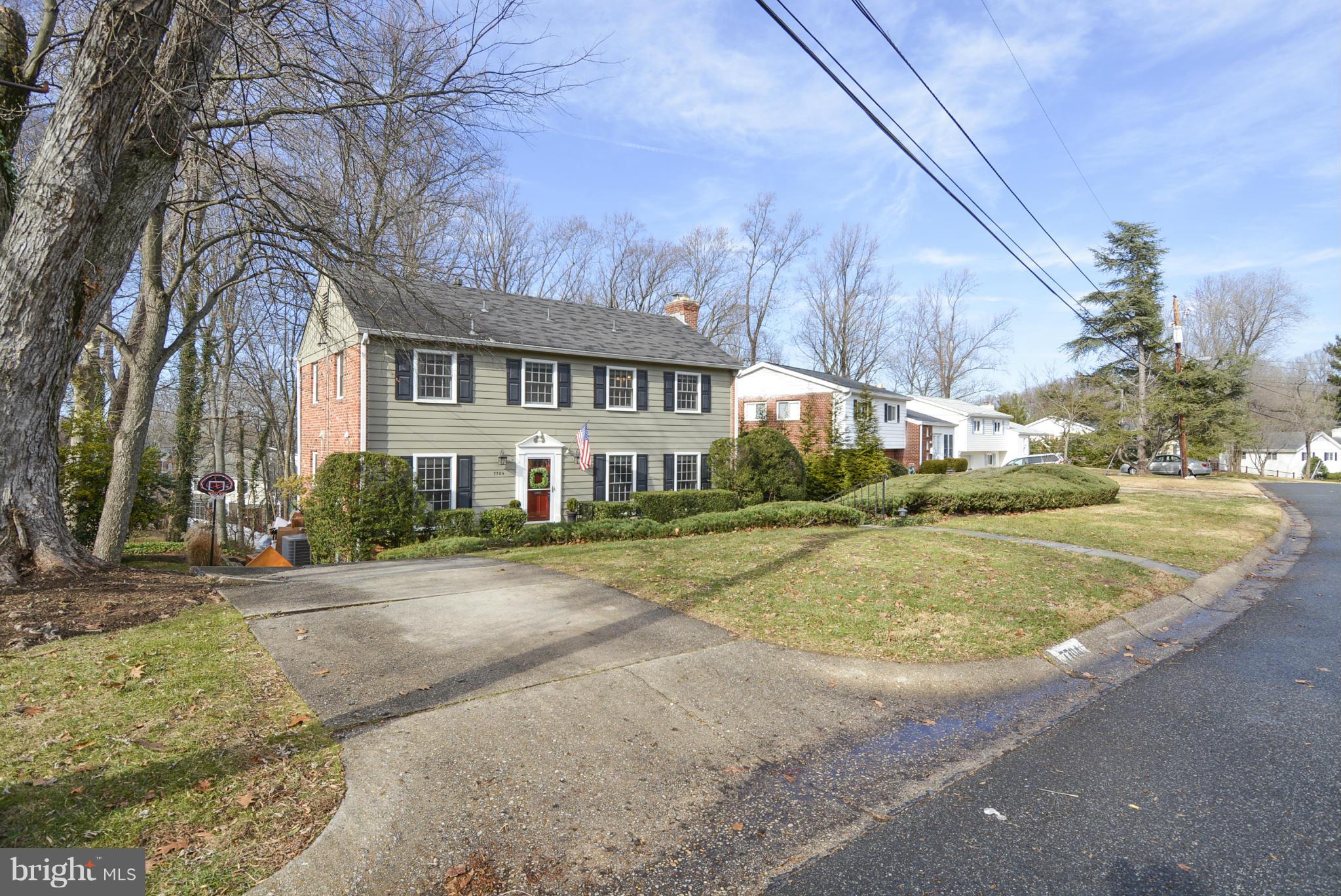 7704 Sebago Road Bethesda, MD 20817 - Photo 27 of 30 Exterior (Front)